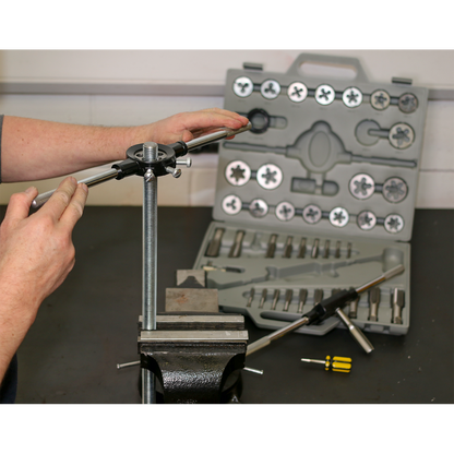 Metric Tap & Die Set Split Dies 45pc