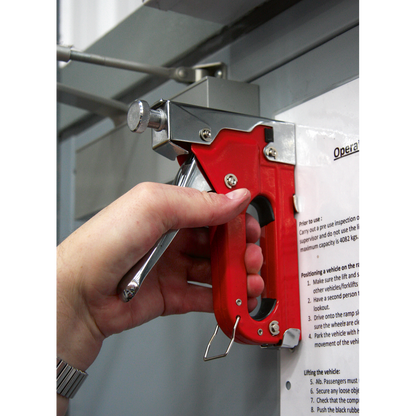 Premier Heavy-Duty Staple & Brad Nail Gun