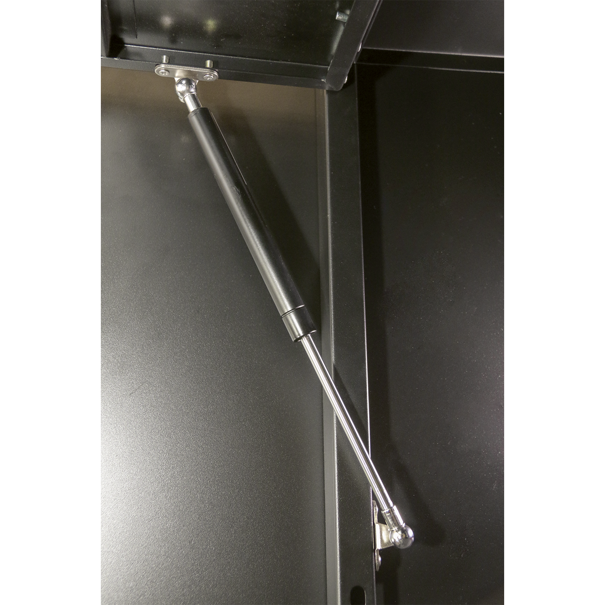 Premier™ Heavy-Duty Modular Wall Cabinet