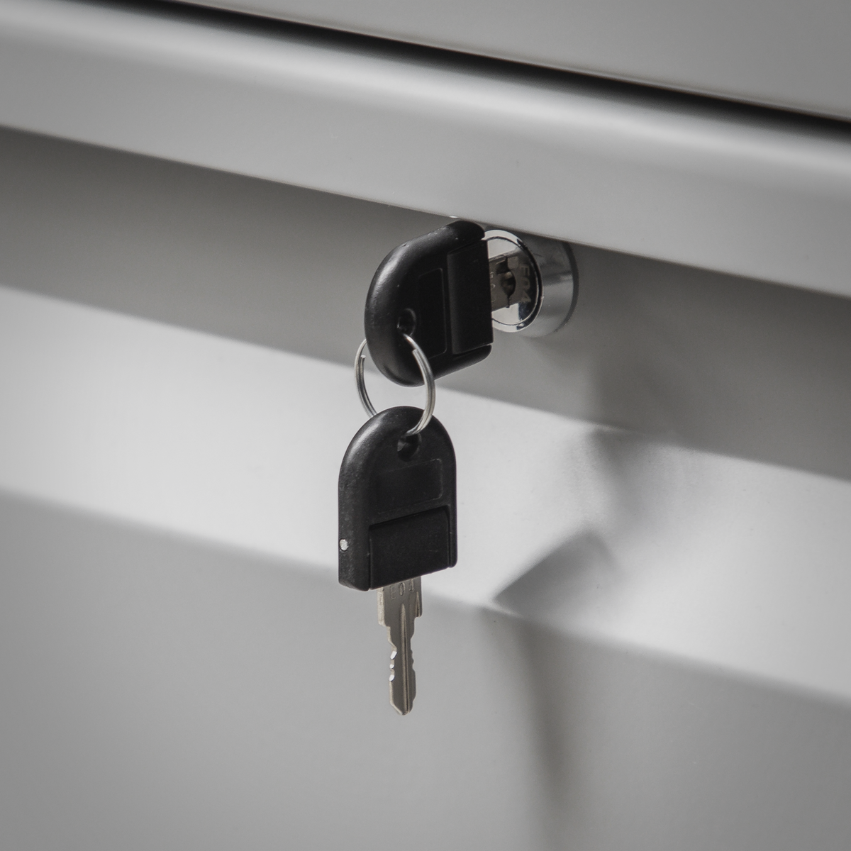 Superline PRO® Modular Slanted Shelf Van Storage System