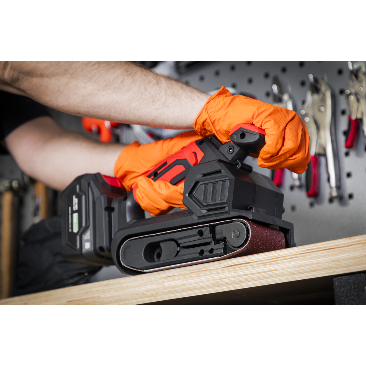 SV20 Series 76mm Cordless Belt Sander 20V - Body Only