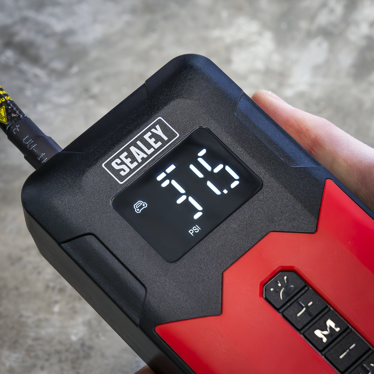 Rechargeable Tyre Inflator & Power Bank with Worklight 12V