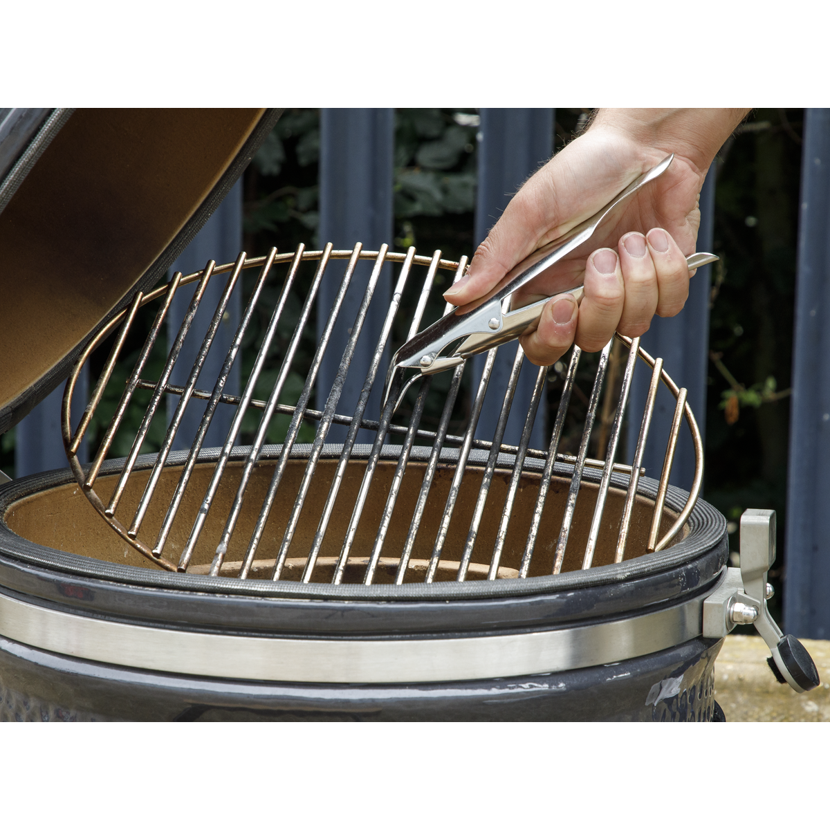 Dellonda Grill Grid Gripper for Kamado BBQs