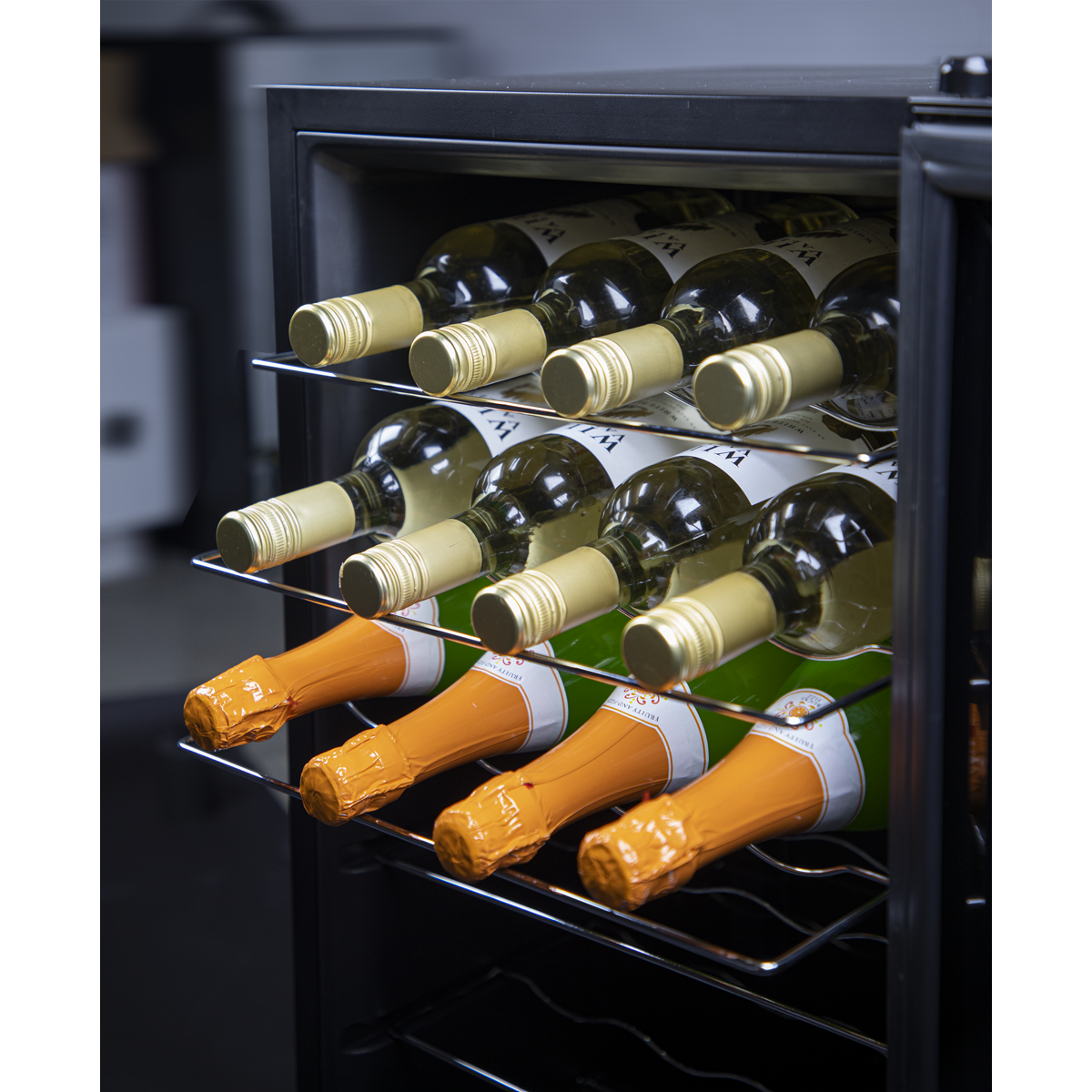 Baridi 28 Bottle Tabletop Wine Fridge & Cooler