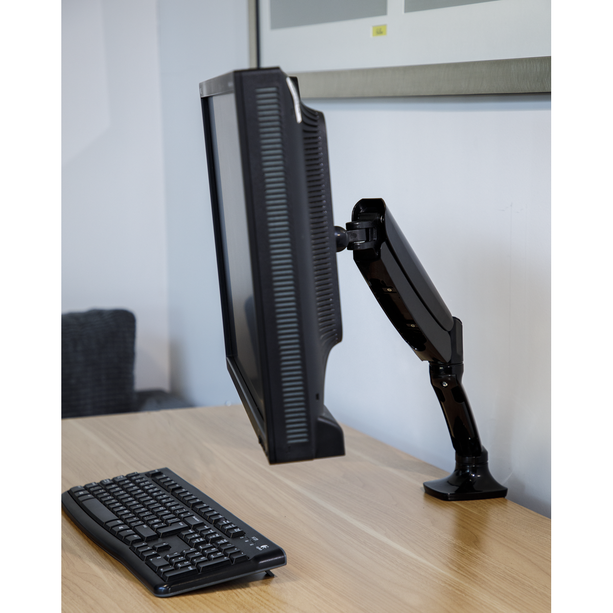 Dellonda Adjustable Single Monitor Arm with 360° Rotation - Black
