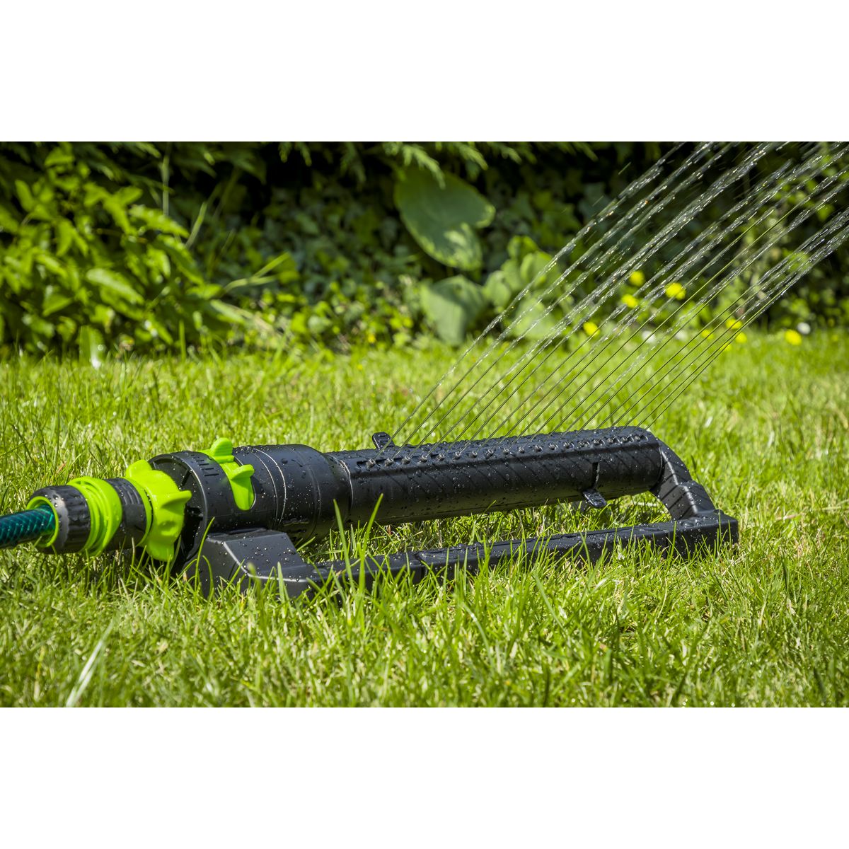 Oscillating Water Sprinkler with 18 Nozzles