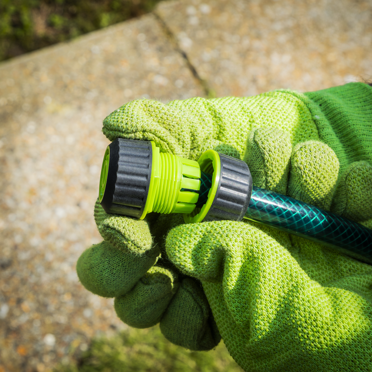 Soft-Touch Hose Mender