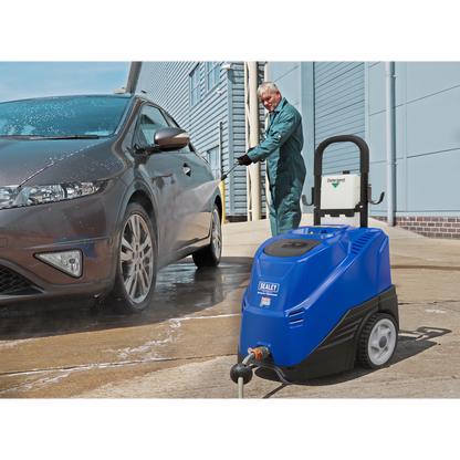 Hot Water Pressure Washer 135bar 230V