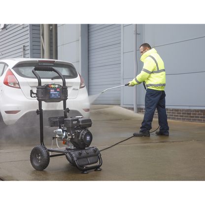 Pressure Washer 220bar 540L/hr 6.5hp - Petrol
