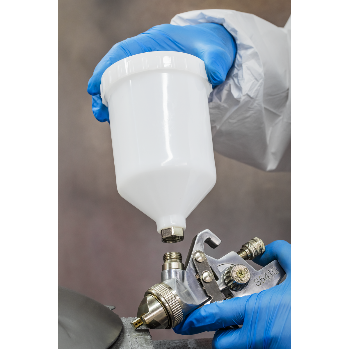 Siegen General-Purpose Gravity Feed Spray Gun 1.4mm Set-Up