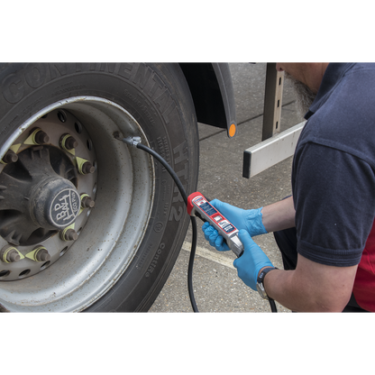 PCL Professional Tyre Inflator with 2.5m Hose & Clip-On Connector