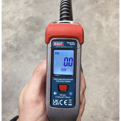 Digital Tyre Inflator with 0.5m Hose & Twin Push-On Connector