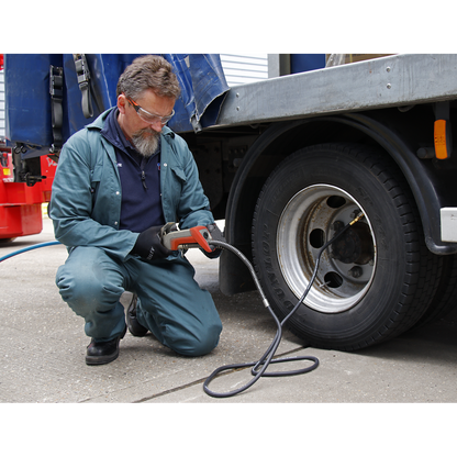 Digital Tyre Inflator with 2.7m Hose & Clip-On Connector