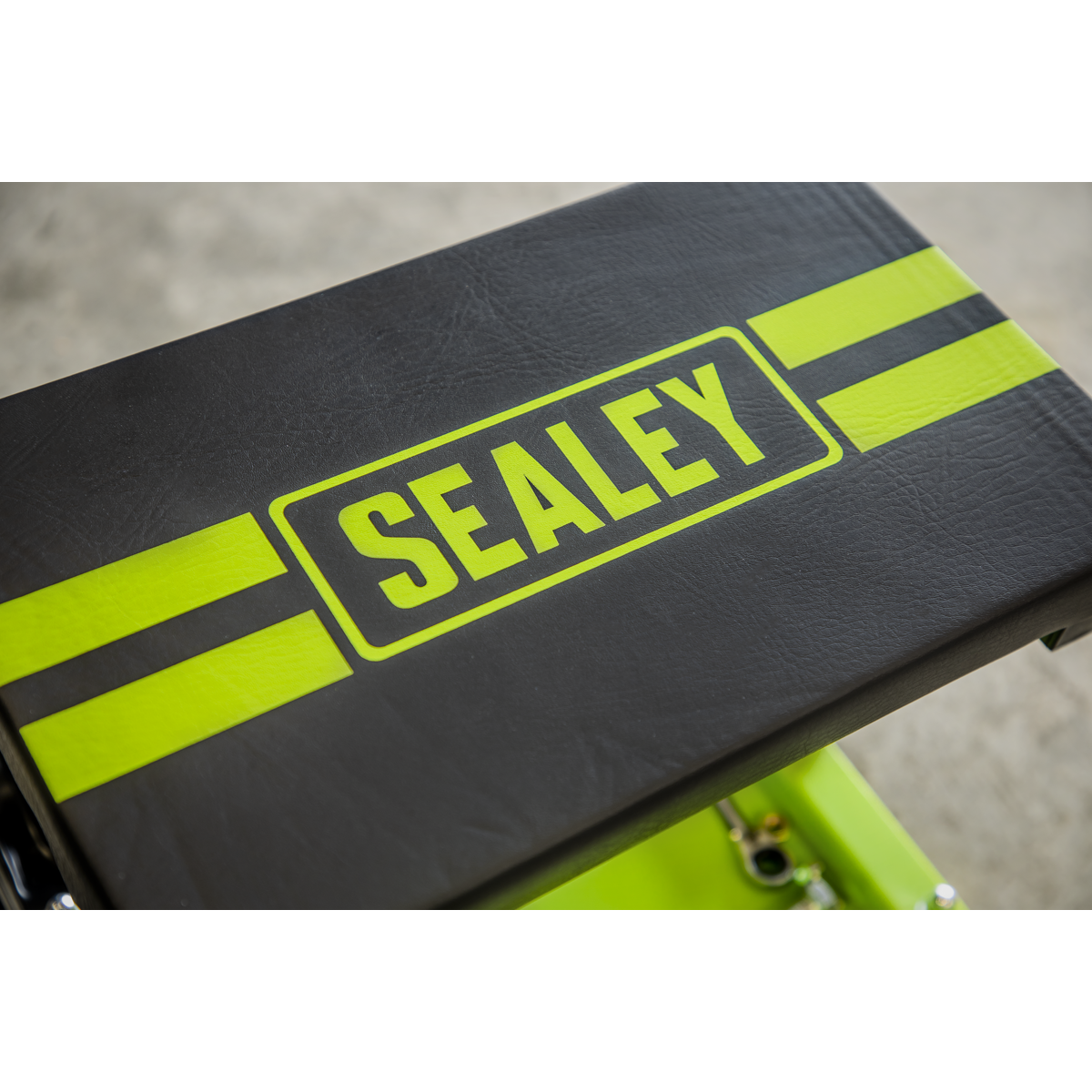 Mechanic's Utility Seat - Green