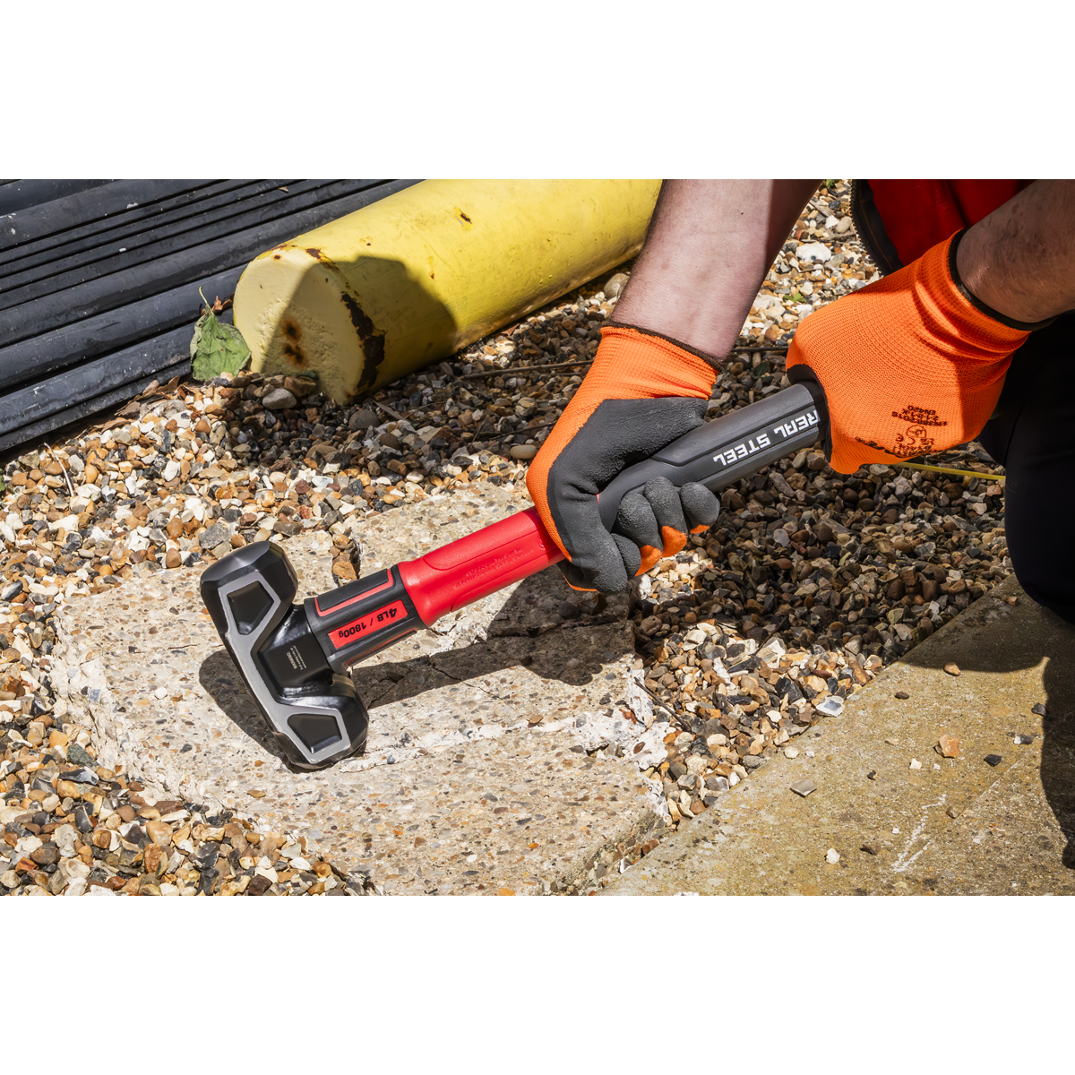 Premier Short Handle Sledge Hammer with Fibreglass Shaft 4lb