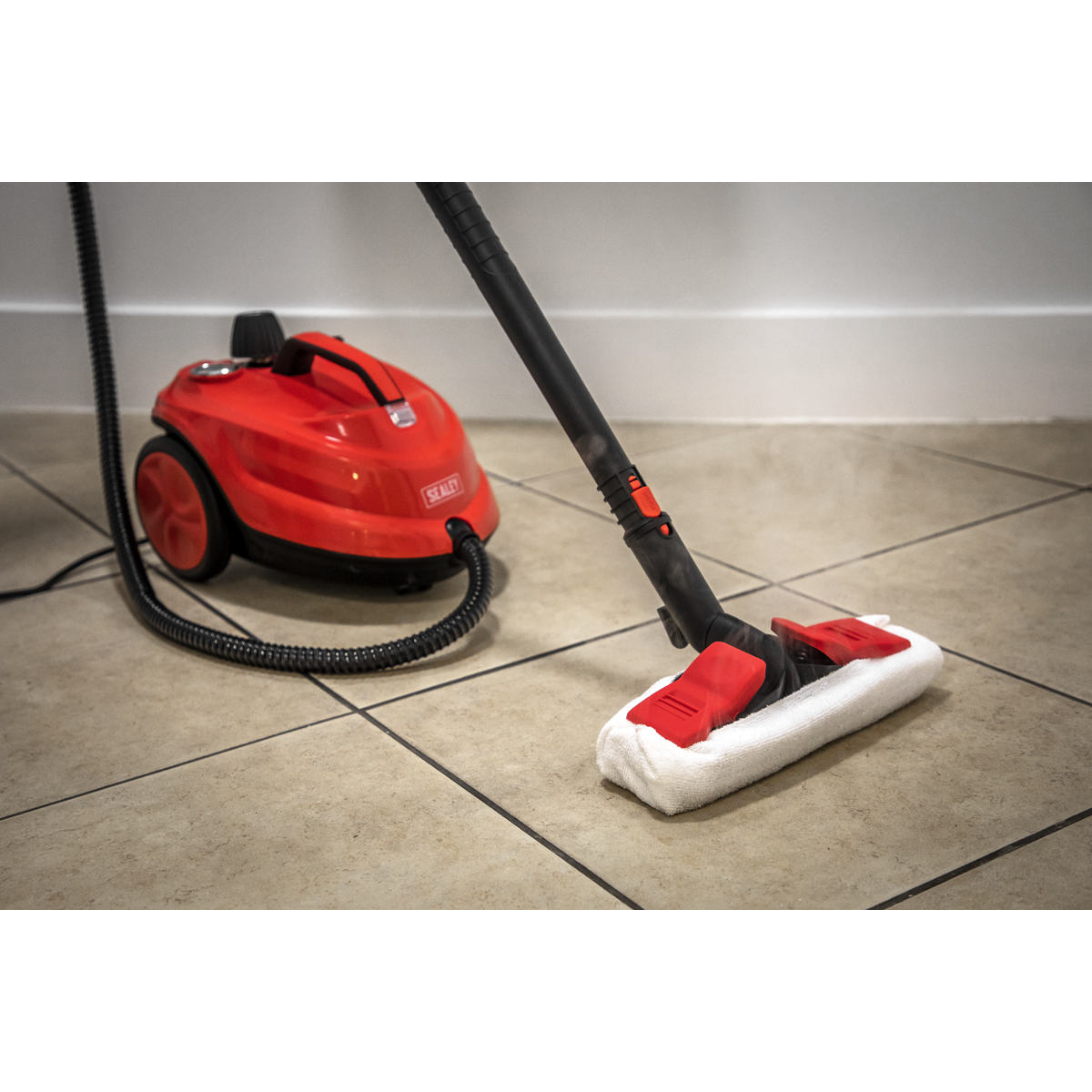Steam Cleaner 1.8L Tank 2000W