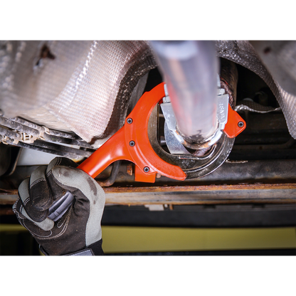 Ratcheting Exhaust Pipe Cutter
